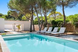 Classic sea front villa in Cala Ratjada - Image 5