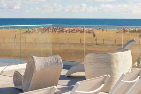 Refurbished sea front in Maspalomas - Image 3